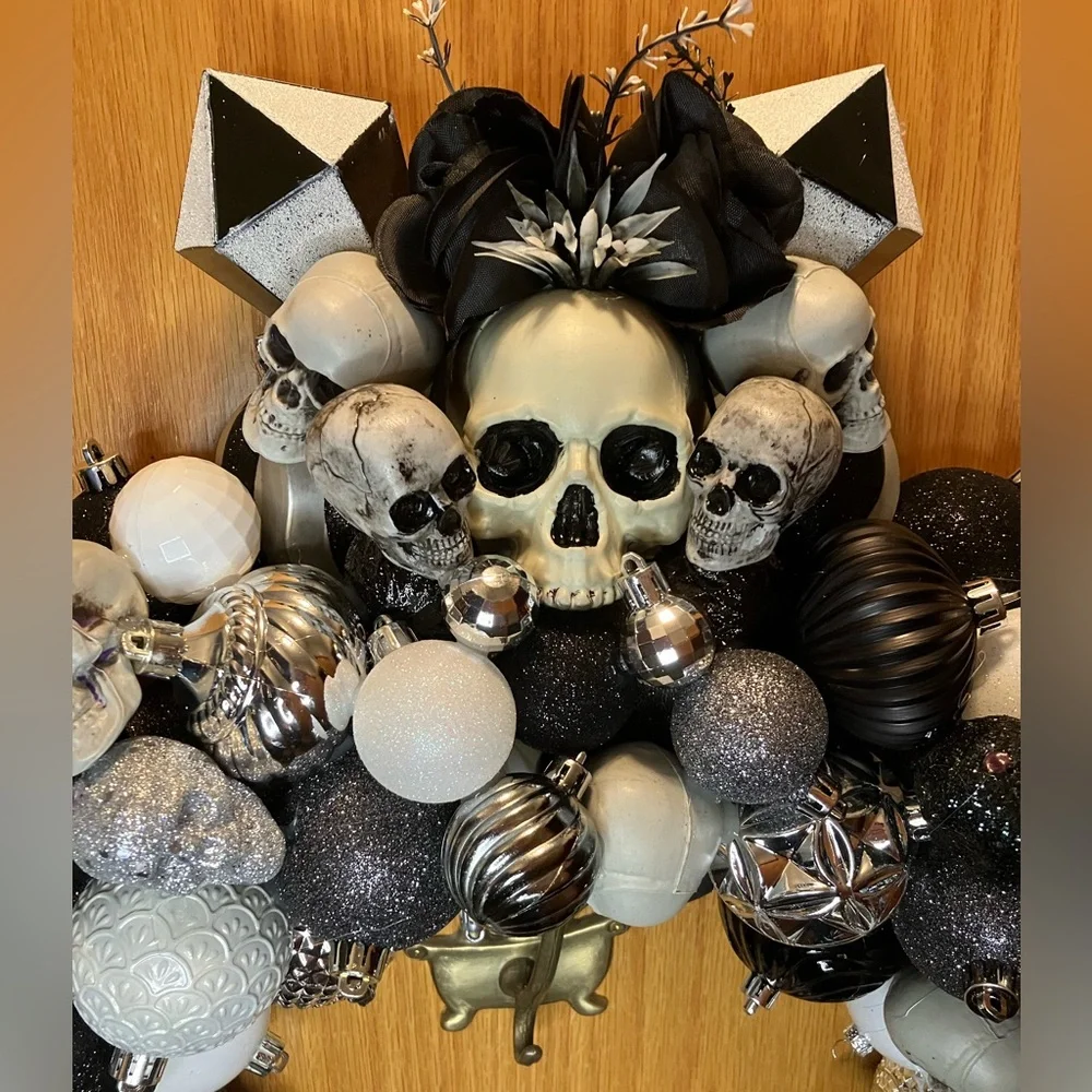 22” custom Halloween wreath